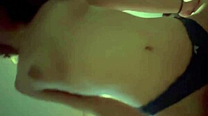 Just hooked up with a Tinder date, and this Latina amateur squirted during our photoshoot. Can't believe how hot it was!