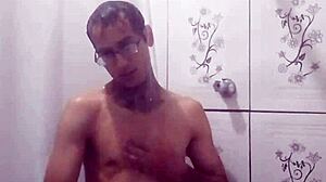 Vazou na net me exibindo para putinha do meu bairro hoje vou comer essa gostosa