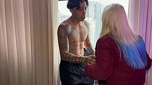 Novinha Morrendo De Frio Precisou De Pau Para Esquentar