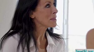 sexy milf reagan foxx licks pussy facesits stepdaughter