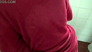 omg, my perverted stepmother pissing right in front of me! close-up big ass action! 😳