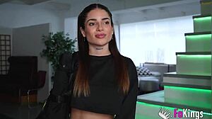 Argentine babe rubi cosmo is looking for new experiences and try spanish porn