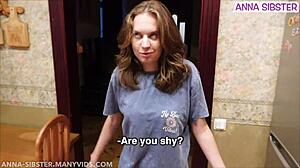 MJ ROZZLOBENY SPOLUBYDLICI SE PO MEM PTAKOVI ZMENIL V KUCHYNI