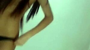 Rosmeri Marval dances topless