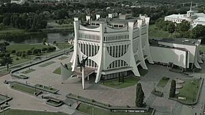 blonde mom sucks huge rod in barcelona! 🔥