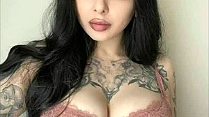 Lady Xo Boldly Challenges Jerk Off Contest