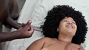 Gordinha Safada Barbie Marley Fucked by Two in Debut