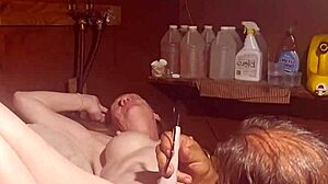 Amateur dives into swollen pussy on washing machine before getting fucked.