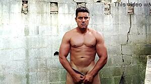 Bodybuilder Yuri Gaúcho Flashes Huge Cock and Cums Hard!