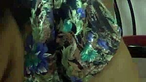 Amateur Indian babe Lily's horny ass!