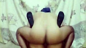 arabic yemeny six ass wife shows off sexy curves