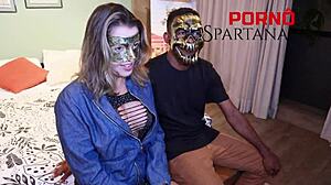 Agatha Esposa Gatíssima Presente do Corno Chris Moaning During Close-Up Blowjob