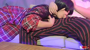 Stepdad and stepdaughter share cum on couch