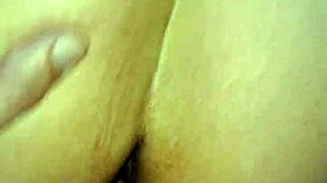 entro in casa della mia amante e la scopo mentre parla al telefono con una sua amica