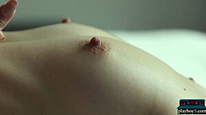 Tia Poses Sexily in Bed as Asian Teen 18+ Model