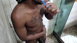 Joao the naughty in shower with nicoly carioca's hot black girl