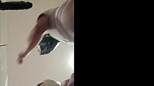 Preview sucking 3 cocks but i prefer to have in mouth fresh meat