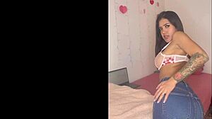 Sophia’s dirty talk while farting in tight jeans!