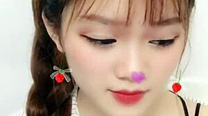 嘿，可爱亚洲女孩直播性感网络秀！