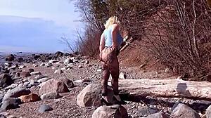 do you like my fishnet pantyhose on this big ass