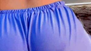 Roseredvip Feels Intense Pleasure From Oral Licking