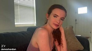 marina's dying for that bbc while spreading wide in therapy!