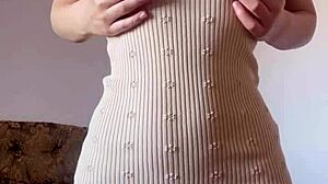 I Can't Believe How This Tiny 18+ Teen Maiskii Drives Me Wild With Her Wet Pussy Solo!