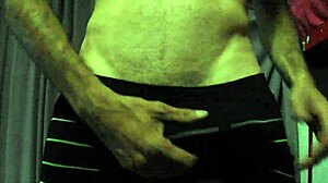 maduro manosea verga y acaba rico?