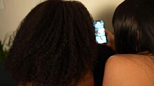 Preta Gostosa E Ruiva Peituda - Vem Bater Uma Pra Mim Safado