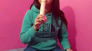 i'm doing anal and oral solo, it feels so good