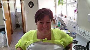 Kiwi Milf Slurps Wine From Floor