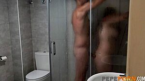 merakis caught in shower deepthroating big cock