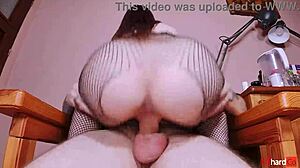 Reverse cowgirl slams down on huge cock creampie