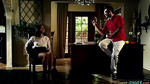 Hey babe, wanna see me get pussy ravaged in hot action?