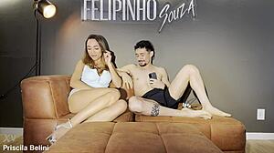 Nao aguentei e gozei com primo antes tia chegar