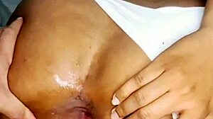 Me encanta que mi macho me deje el culo bien dilatado amo el anal