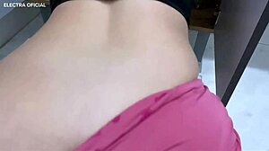 i hired this maid, her ass in shorts drove me crazy