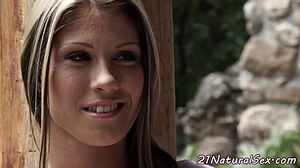 Classy babe screwed in outdoor clothed scene