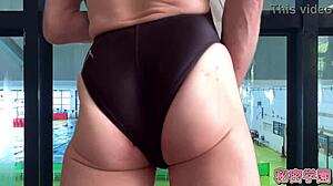 I'm a Guy Who Secretly Cross-Dresses and Masturbates in Women's Swimsuits at Swimming Class