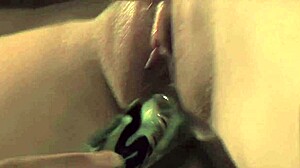 Pretty Lesbians Jenna Haze and Kirsten Price Explore Each Other