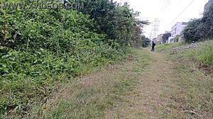 safada flashes pussy in public park without panties