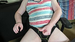 Redhead hunk's slippery solo show with lube