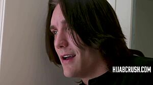 Hijab teen lost in lust letting stranger thrust