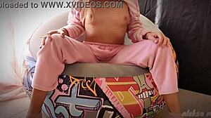 skinny teen 18+ squirts while playing with her pussy