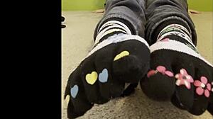 Foot worship - sexy feet and butts