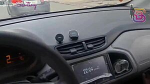 Eu vi minha esposa de coleira com o negao dotado e cheguei na balada ela deu pra todo mundo