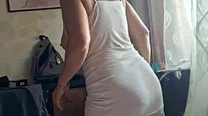 teresa jones la milf italiana si presta nel sesso anale