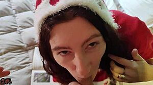 sexy santa cums on young hairy pussy