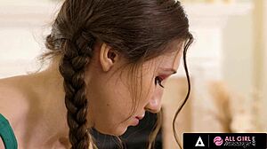 HORNY BUSTY MILF LAUREN PHILLIPS FUCKS CUTIE TEEN MASSEUSE IN 69!