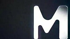 meng ruo yu tempts with big shaved tits in stockings